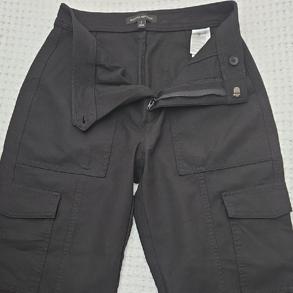 Banana Republic Women's Black Cargo Pants - Picture 9 of 10